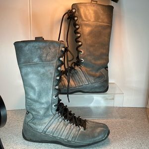 K.swiss grey mid calf bike boots with lace up shaft. Size 7 men’s.‎ Leather